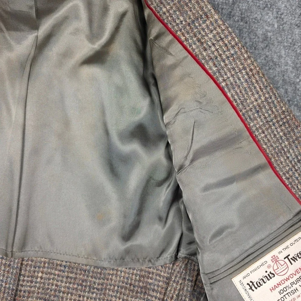 Harris Tweed free offers vent